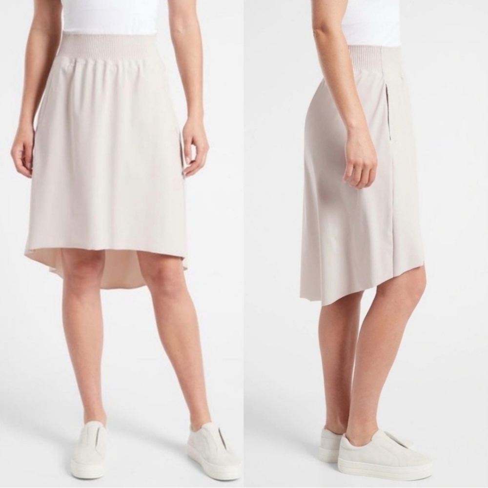 Athleta Metropolis Beige Cream Cosmic Skirt Large